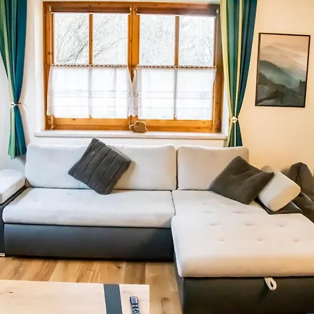 Holiday home Home-schusterwastl *
